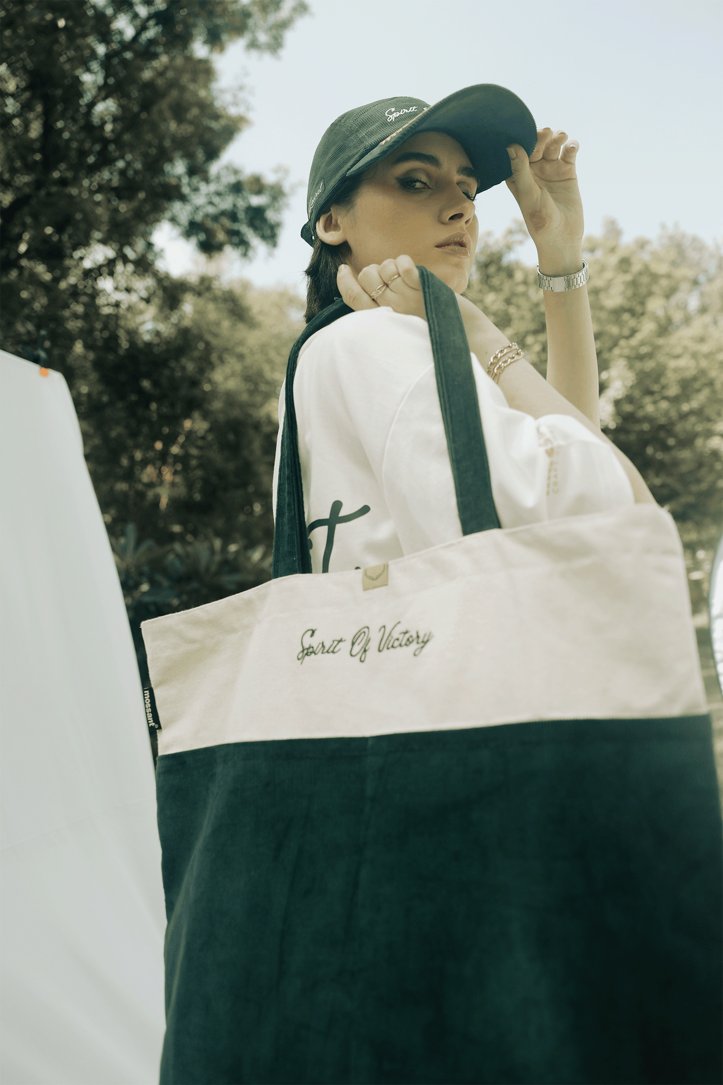 Laurel - CarryALL Bag - Spirit of Victory X Mossant